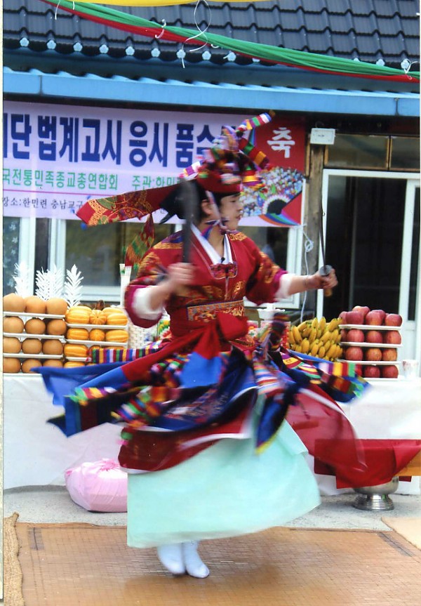 img048.jpg