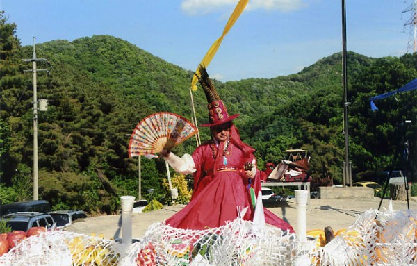img061.jpg