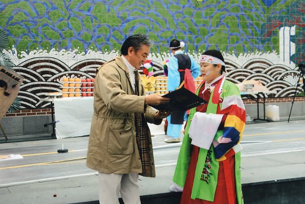 img942.jpg